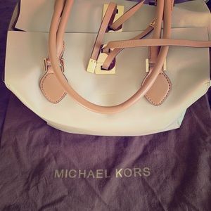 Micheal Kors Miranda tote